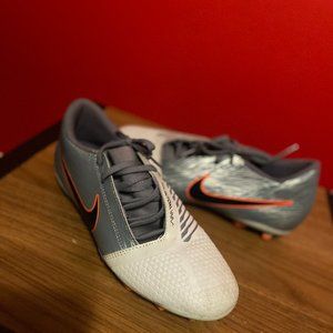 Nike Phantom Elite FG Soccer Shoes